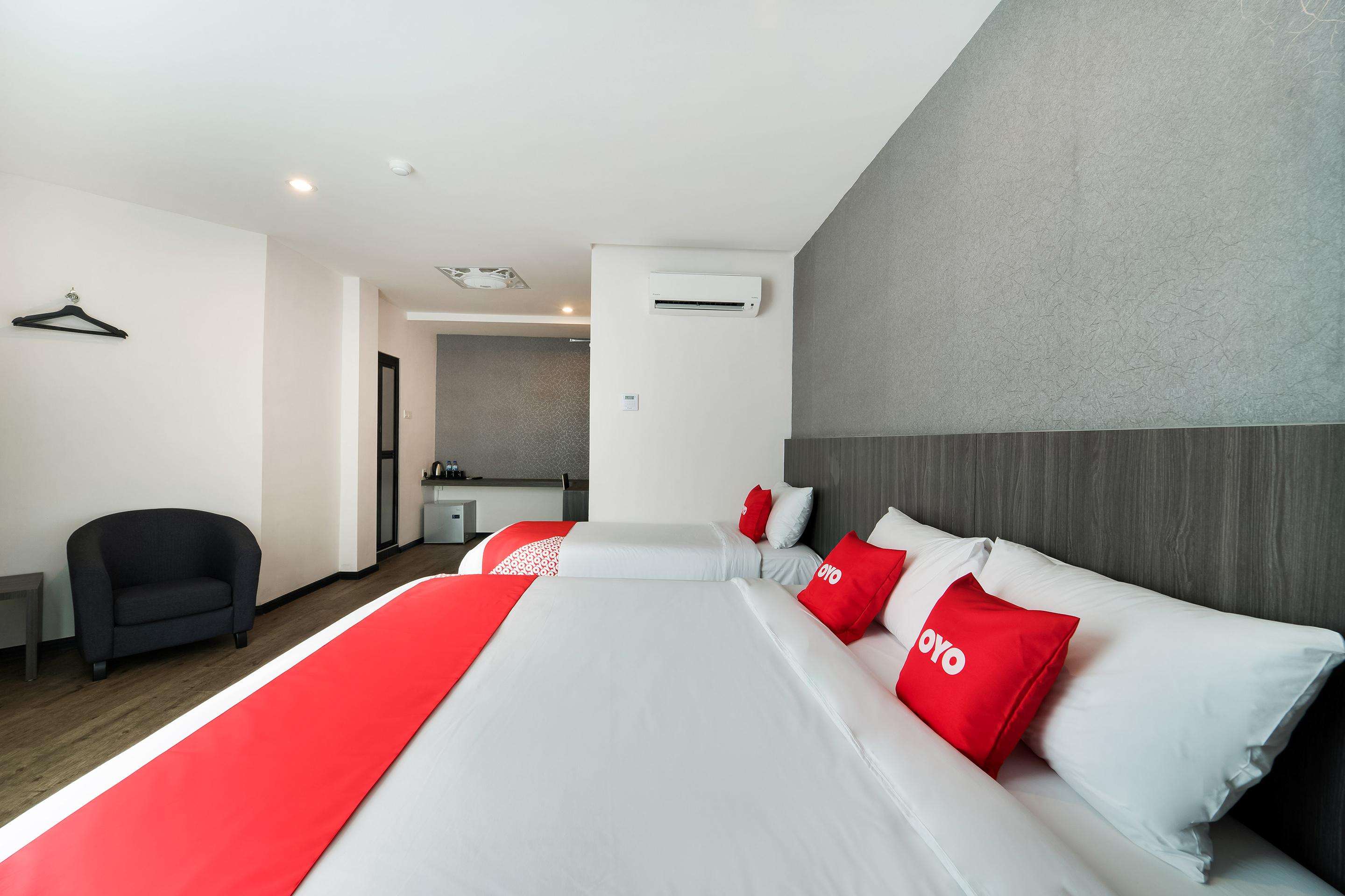 Capital O 89386 Stay 365 Hotel 樟仑 外观 照片